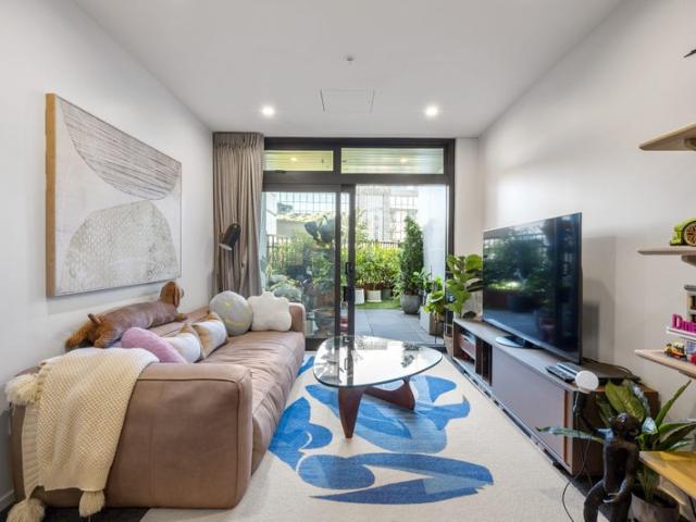 Apartment for sale in Newmarket