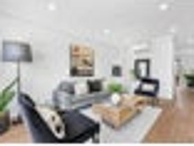 Townhouse for sale in Howick, Oroua County