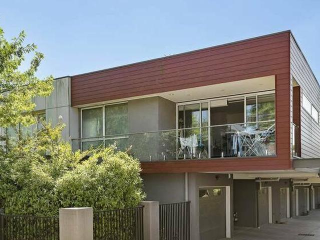 House for sale in Melbourne, City of Melbourne