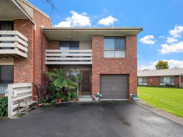 Apartment for sale in Hamilton, Victoria