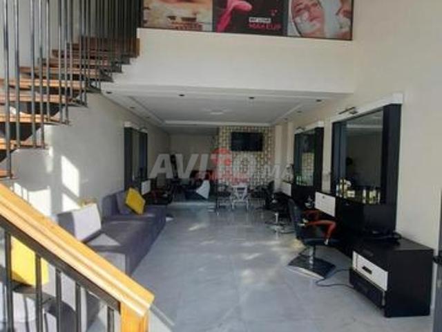 Local commercial location à Anfa, Gharb-Chrarda-Beni Hssen