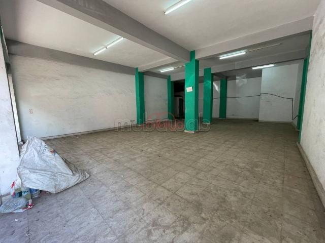 Local commercial location à Anfa, Gharb-Chrarda-Beni Hssen
