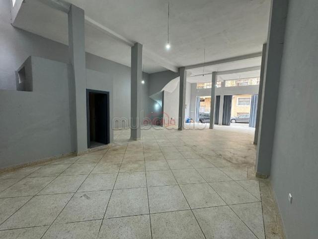 Local commercial location à Anfa, Gharb-Chrarda-Beni Hssen