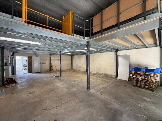 Local Commercial location à Palaiseau, Villejust