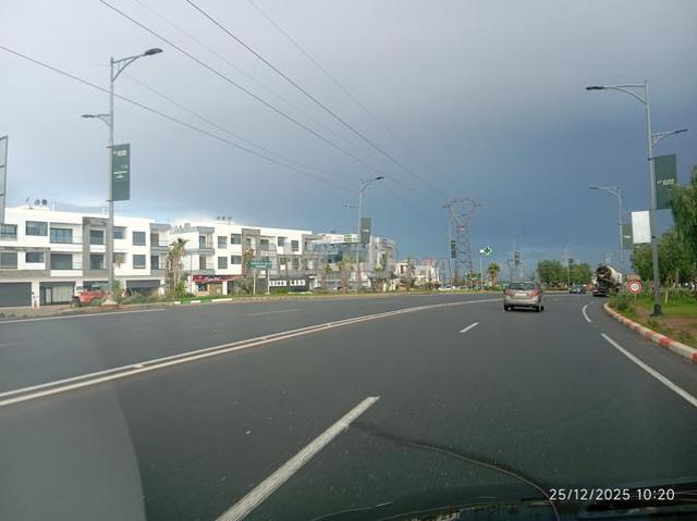 Local commercial location à El Menzeh