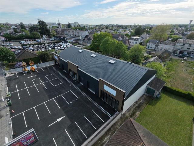 Local Commercial location à Orléans, Fleury-les-aubrais