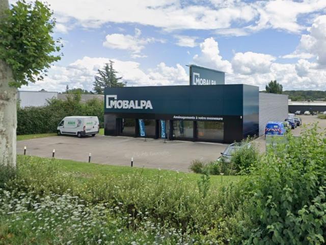 Local Commercial location à Bourg-en-Bresse, Péronnas