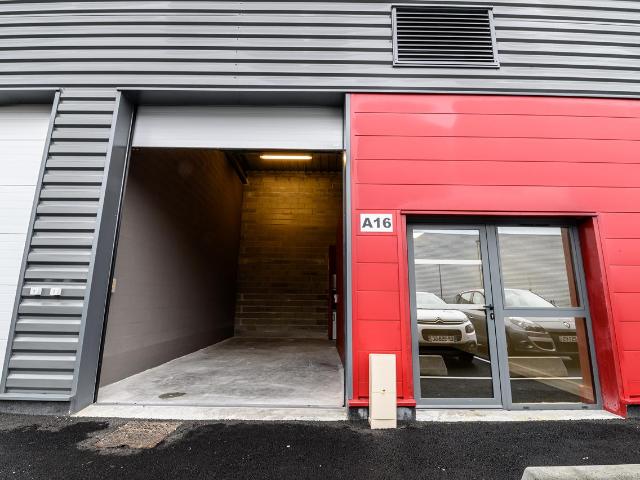 Local Commercial location à Bordeaux, Saint-jean-d'illac