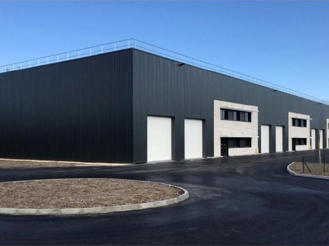 Local Commercial location à Bordeaux, Ambarès-et-lagrave
