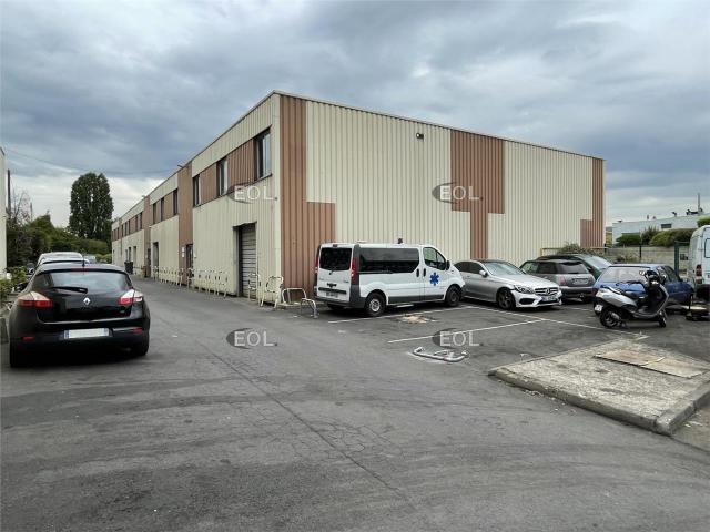 Local Commercial location à Argenteuil, Val-d'Oise