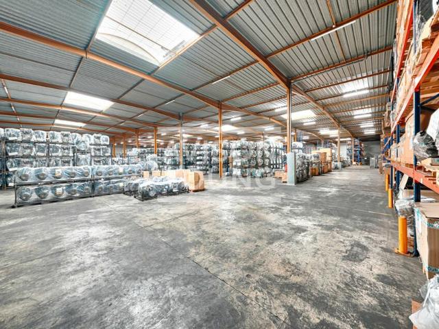 Local Commercial location à Argenteuil