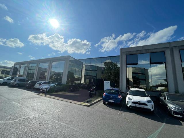 Local Commercial location à Argenteuil