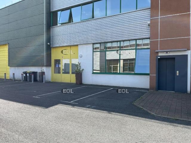 Local Commercial location à Argenteuil, Val-d'Oise