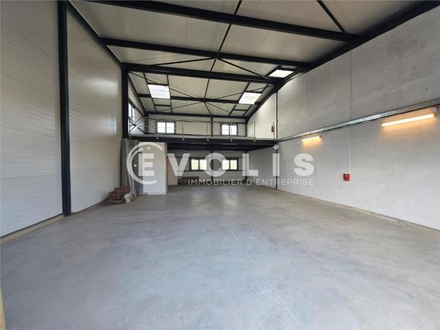 Local Commercial location à Palaiseau, Arpajon