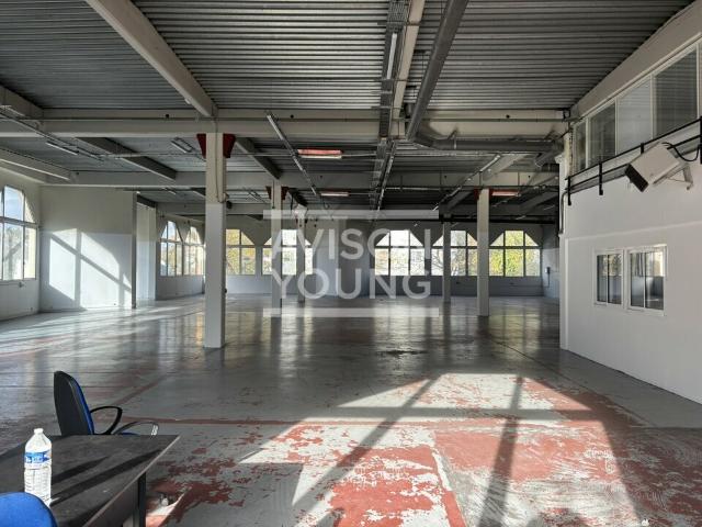 Local Commercial location à Saint-Denis, Aubervilliers
