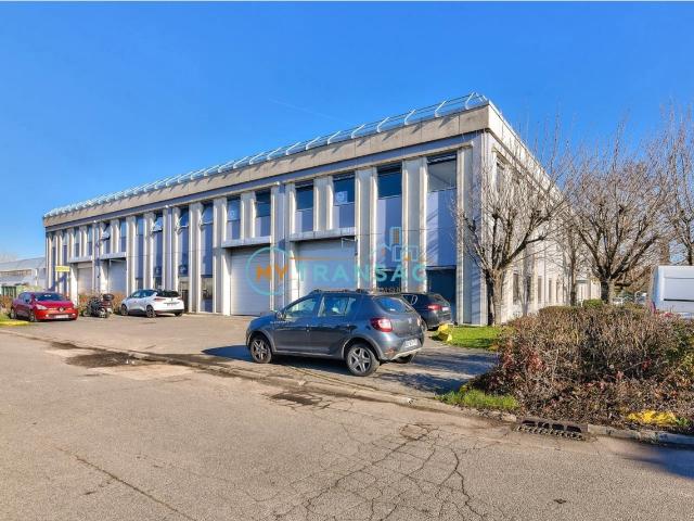 Local Commercial location à Zone Industrielle La Garenne, Aulnay-sous-Bois