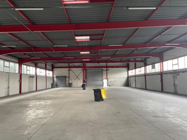 Local Commercial location à Le Raincy, Aulnay-sous-bois