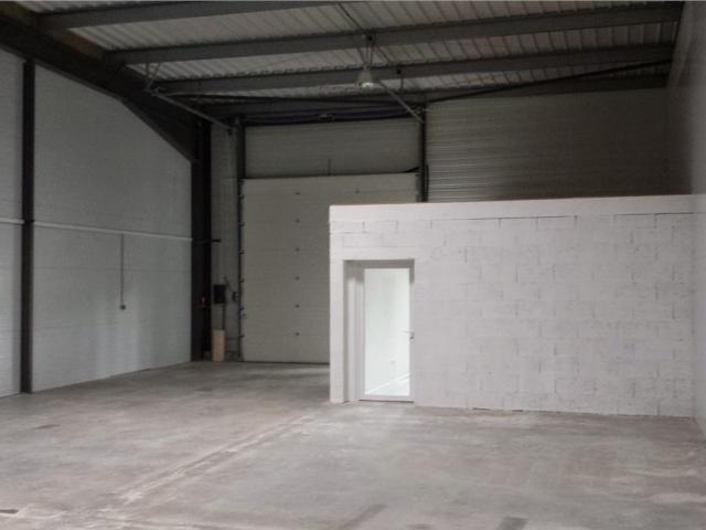 Local Commercial location à Tours, Ballan-miré