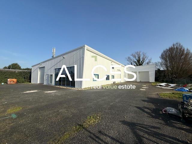 Local Commercial location à Bordeaux, Blanquefort
