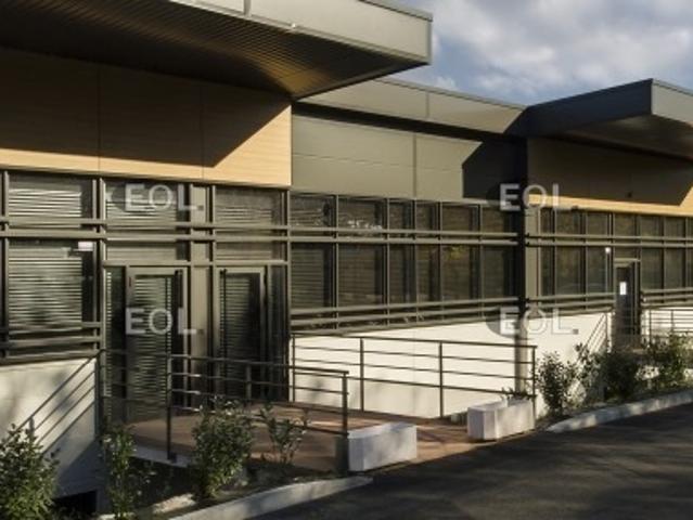 Local Commercial location à Torcy, Bussy-saint-georges