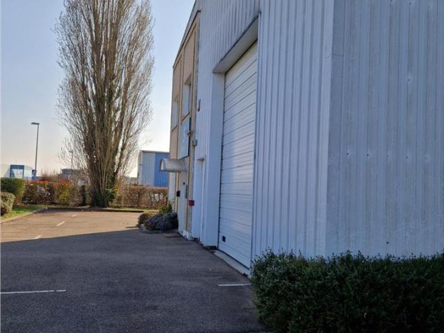 Local Commercial location à Pontoise, Boissy-l'aillerie