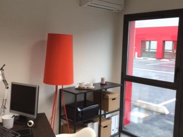 Local Commercial location à Toulouse, Bouloc