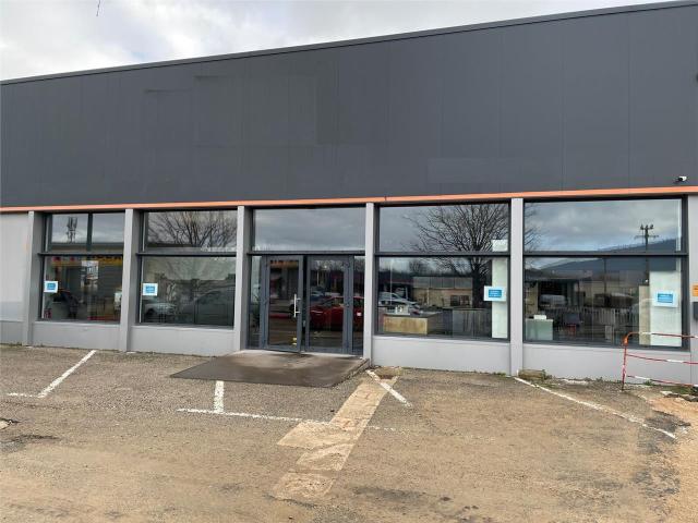 Local Commercial location à Brignoles