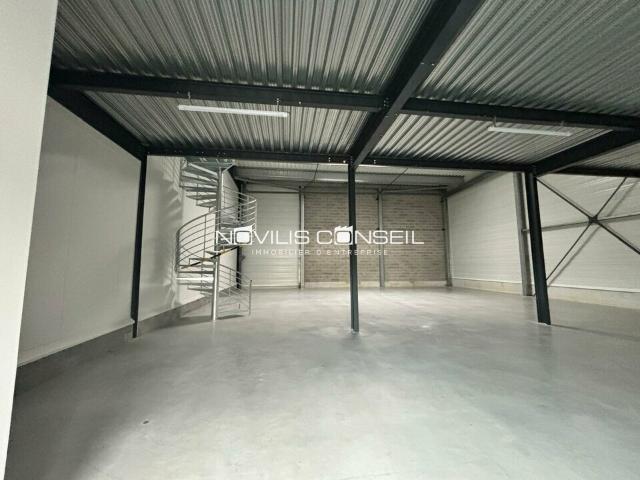 Local Commercial location à Toulouse, Bruguières