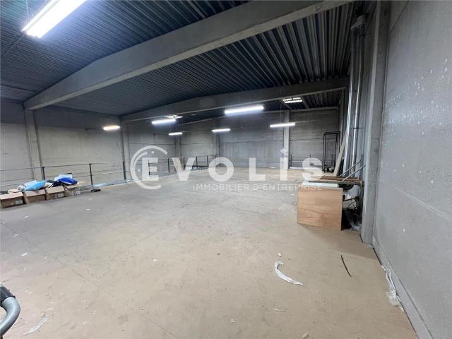 Local Commercial location à Torcy, Bussy-saint-georges