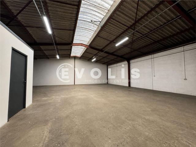 Local Commercial location à Amiens, Camon