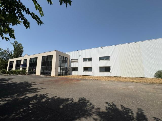 Local Commercial location à Bordeaux, Carbon-blanc