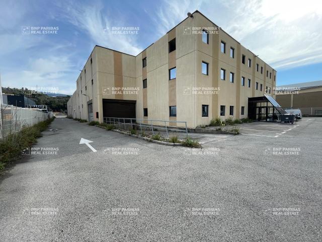 Local Commercial location à Grasse, Bézaudun-les-alpes