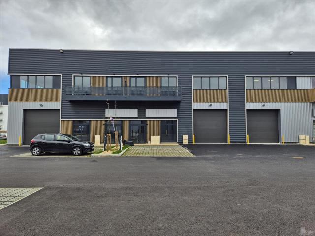 Local Commercial location à Torcy, Chessy