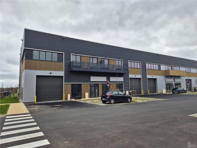 Local Commercial location à Torcy, Chessy
