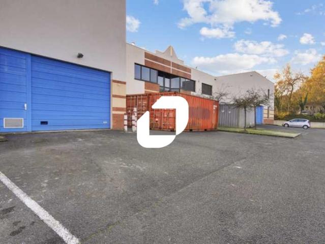 Local Commercial location à Torcy, Champs-sur-marne