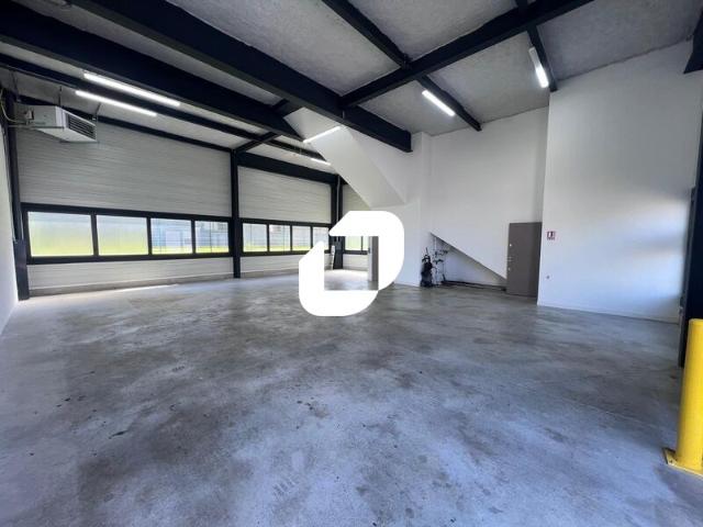Local Commercial location à Torcy, Chanteloup-en-brie