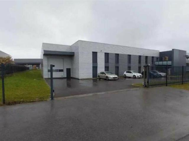 Local Commercial location à Belley, Château-gaillard
