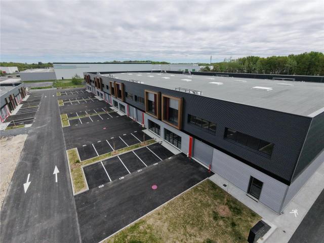Local Commercial location à Orléans, Chécy