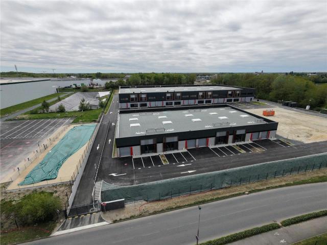 Local Commercial location à Orléans, Chécy