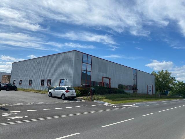 Local Commercial location à Chécy, Loiret