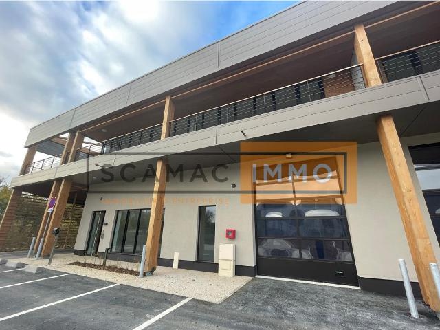 Local Commercial location à Torcy, Collégien