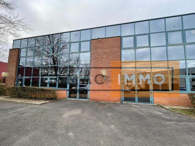 Local Commercial location à Torcy, Collégien