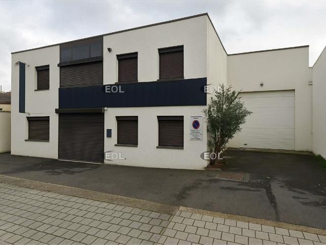 Local Commercial location à Nanterre, Colombes