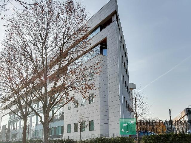 Local Commercial location à Nanterre, Colombes