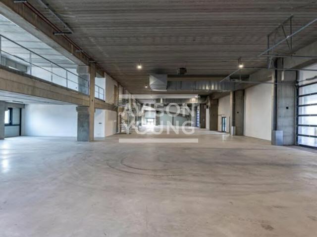 Local Commercial location à Nanterre, Colombes