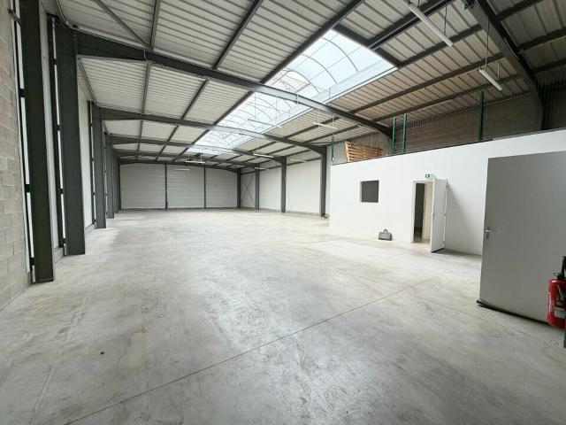 Local Commercial location à Reims, Cormontreuil
