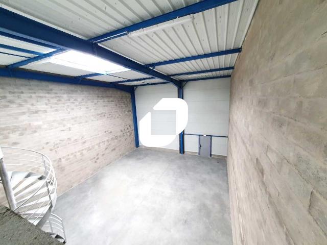 Local Commercial location à Paris, Île-de-France