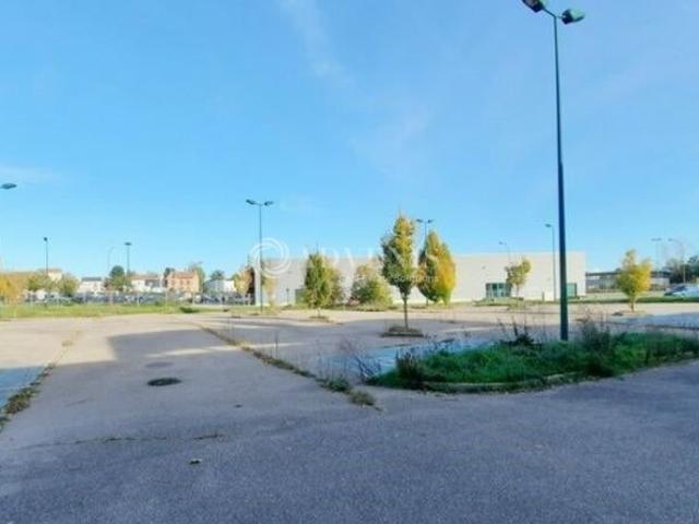 Local Commercial location à Nancy, Dombasle-sur-meurthe