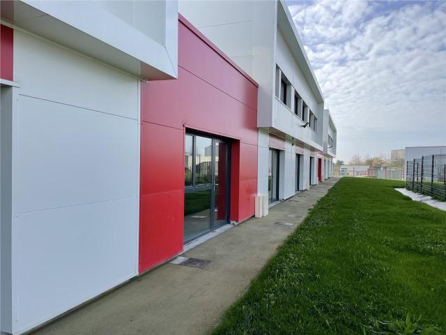 Local Commercial location à Saint-Nazaire, Donges