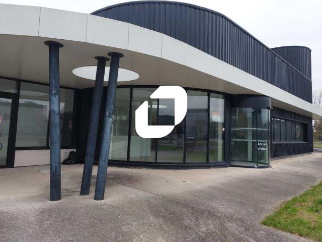 Local Commercial location à Rambouillet, Elancourt